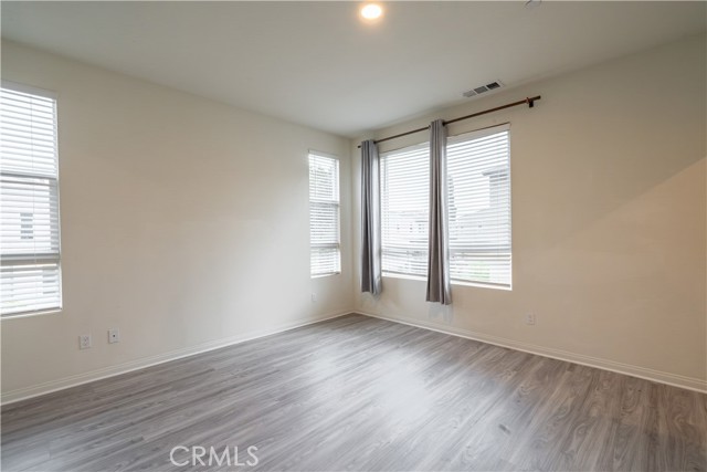 Detail Gallery Image 37 of 53 For 20618 Desert Ash, Winnetka,  CA 91306 - 4 Beds | 4 Baths