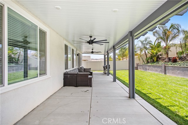 29427 Studio Drive, Menifee CA: https://media.crmls.org/medias/d4647327-b8c6-4ae4-95de-c0156d3ca48f.jpg
