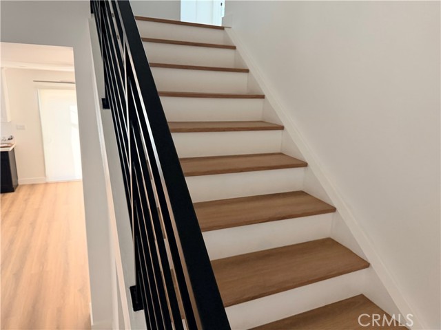 Detail Gallery Image 8 of 25 For 2534 Alona, Santa Ana,  CA 92706 - 5 Beds | 4 Baths