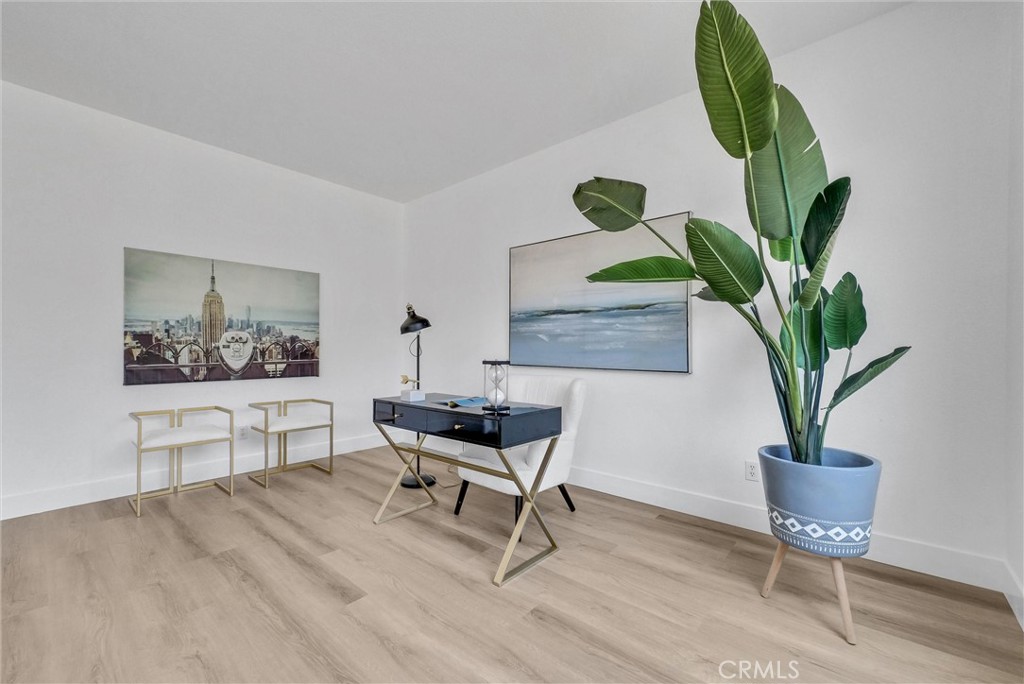 MLS #OC25151205 img 8