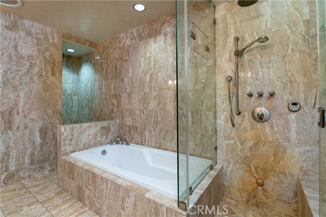 Detail Gallery Image 31 of 53 For 2516 E Glenoaks Bld, Glendale,  CA 91206 - 3 Beds | 2 Baths