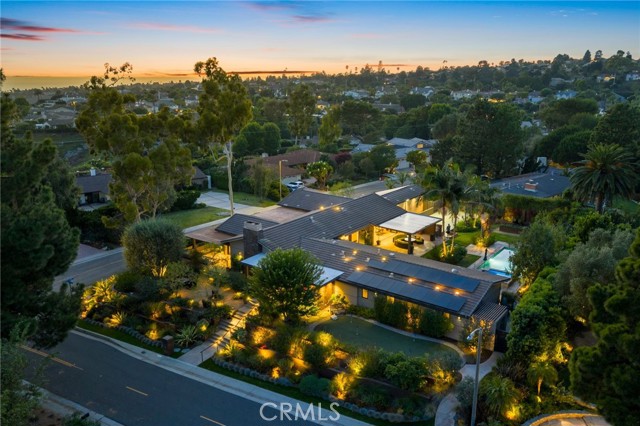 1 Crestwind Drive, Rancho Palos Verdes CA: https://media.crmls.org/medias/d4663e6c-4a05-42e7-a681-7308fce06035.jpg