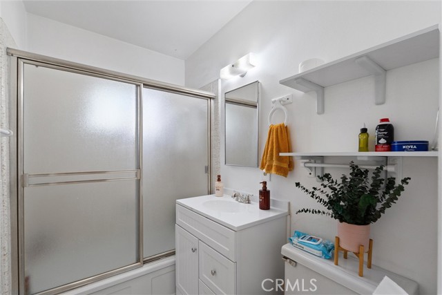 Detail Gallery Image 7 of 14 For 12824 Orr & Day Road, Norwalk,  CA 90650 - 2 Beds | 1 Baths