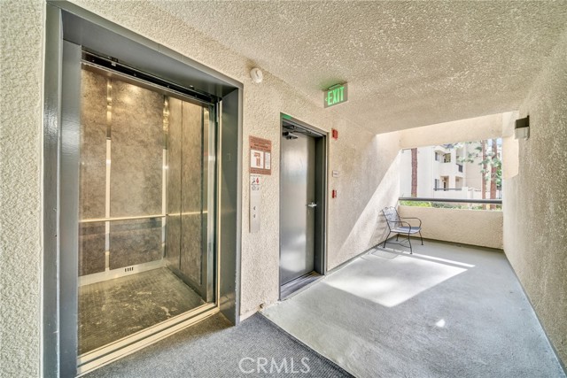 Detail Gallery Image 22 of 30 For 5545 Canoga Ave #121,  Woodland Hills,  CA 91367 - 2 Beds | 2 Baths