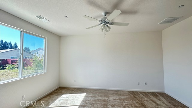 Detail Gallery Image 8 of 21 For 2428 Freestone Dr, Merced,  CA 95340 - 4 Beds | 2 Baths