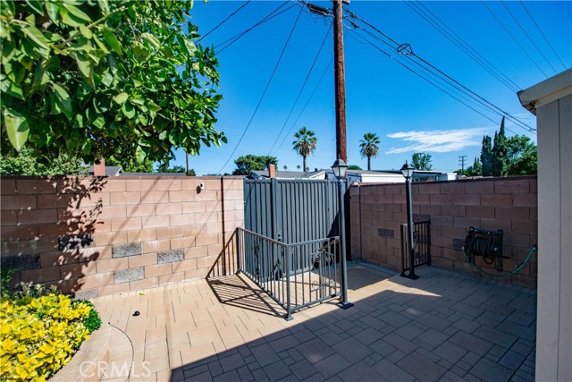22449 Burton Street photo 31