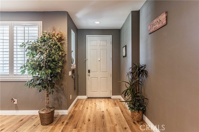 Detail Gallery Image 1 of 47 For 38229 Placer Creek St, Murrieta,  CA 92562 - 5 Beds | 3 Baths