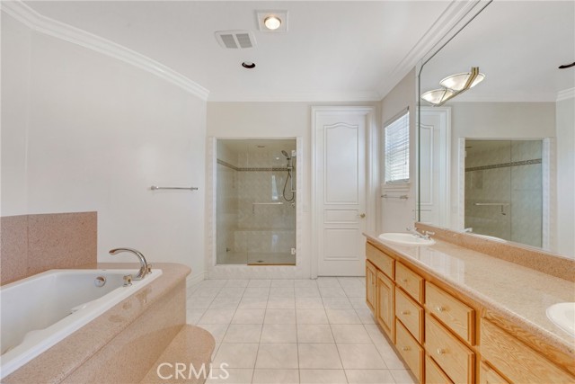 134 E Las Flores Ave, Arcadia CA: https://media.crmls.org/medias/d468d428-cb7d-484e-9084-e73720486919.jpg