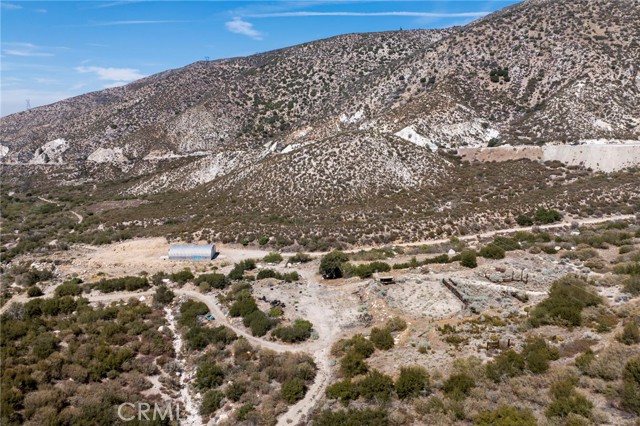 2 Aliso Canyon Road, Acton CA: https://media.crmls.org/medias/d4695084-4222-48db-b76b-e4d1f2b352f5.jpg