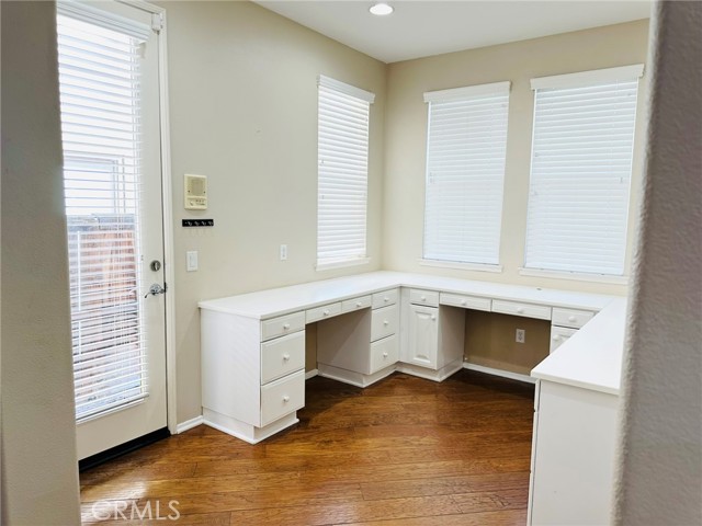 Detail Gallery Image 16 of 41 For 26035 Newport Ave, Loma Linda,  CA 92354 - 4 Beds | 3/1 Baths