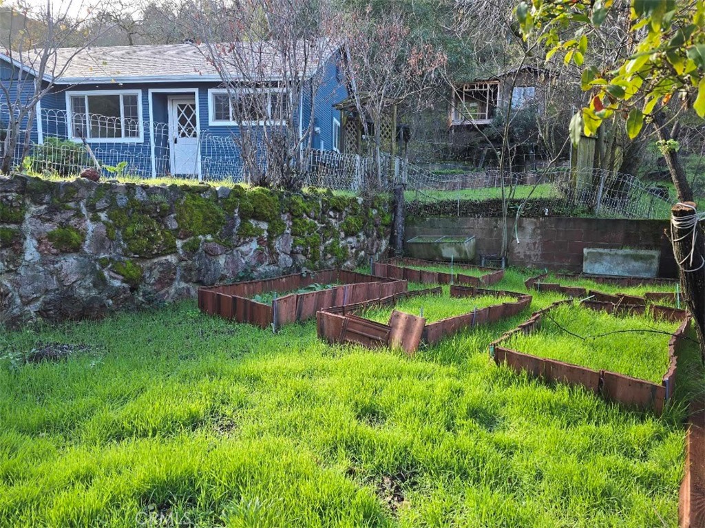 https://media.crmls.org/medias/d46ae885-e4eb-468a-b727-c6c425b89286.jpg?preset=X-Large