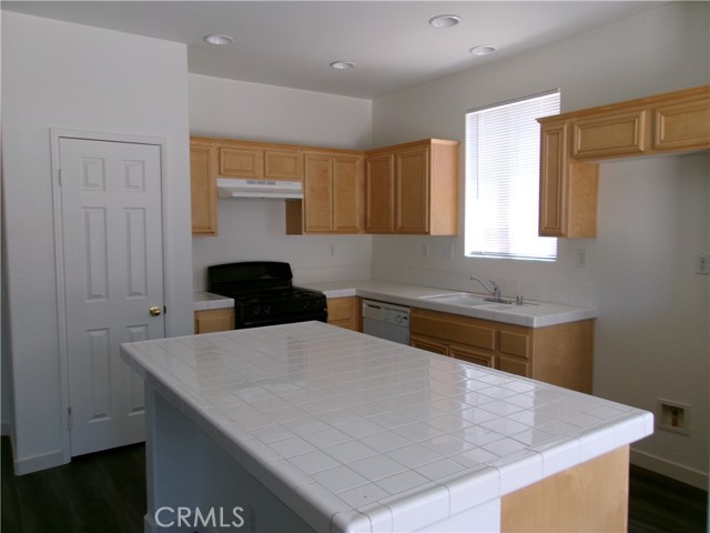 Detail Gallery Image 46 of 72 For 13380 Vista Verde St, Victorville,  CA 92392 - 4 Beds | 2 Baths