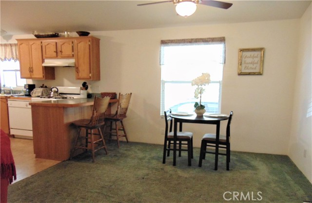 Detail Gallery Image 6 of 18 For 165 Casa Grande Dr, Red Bluff,  CA 96080 - 3 Beds | 2 Baths