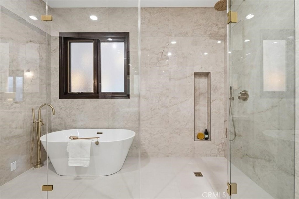 MLS #SR26074758 image #8
