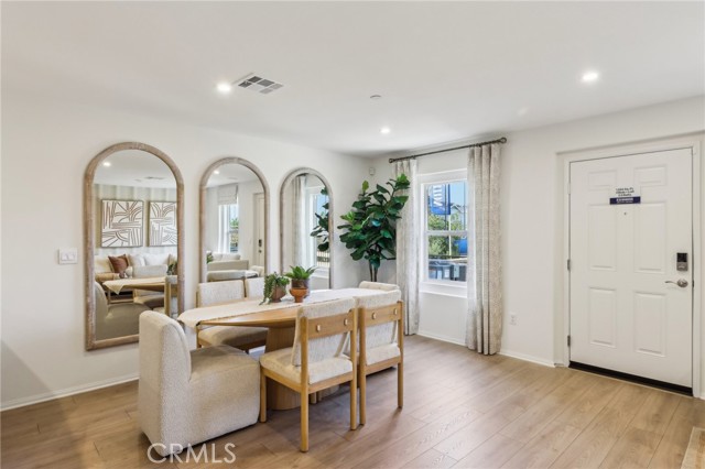6392 Sierra Vista Lane, Fontana CA: https://media.crmls.org/medias/d46bcab7-8818-4ad2-a44c-318b3972704c.jpg