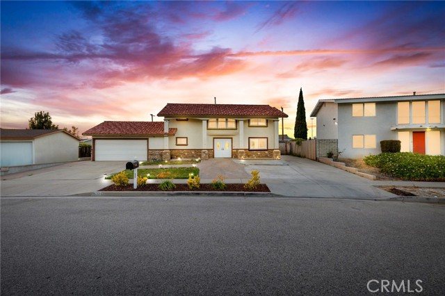 1321 Dinsmore Street photo 4