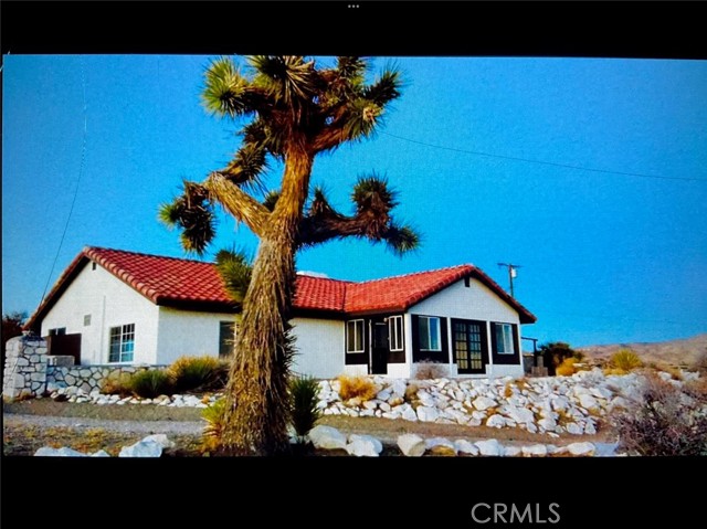 Detail Gallery Image 2 of 11 For 25373 Valley View Rd, Apple Valley,  CA 92308 - 3 Beds | 2 Baths