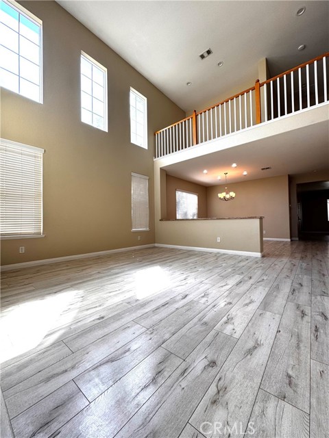 Detail Gallery Image 2 of 16 For 9488 Cedar Glen Pl, Rancho Cucamonga,  CA 91730 - 5 Beds | 3/1 Baths