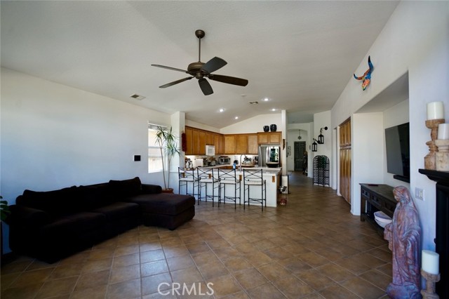 Detail Gallery Image 9 of 21 For 29043 Silver Star Dr, Menifee,  CA 92584 - 3 Beds | 2 Baths