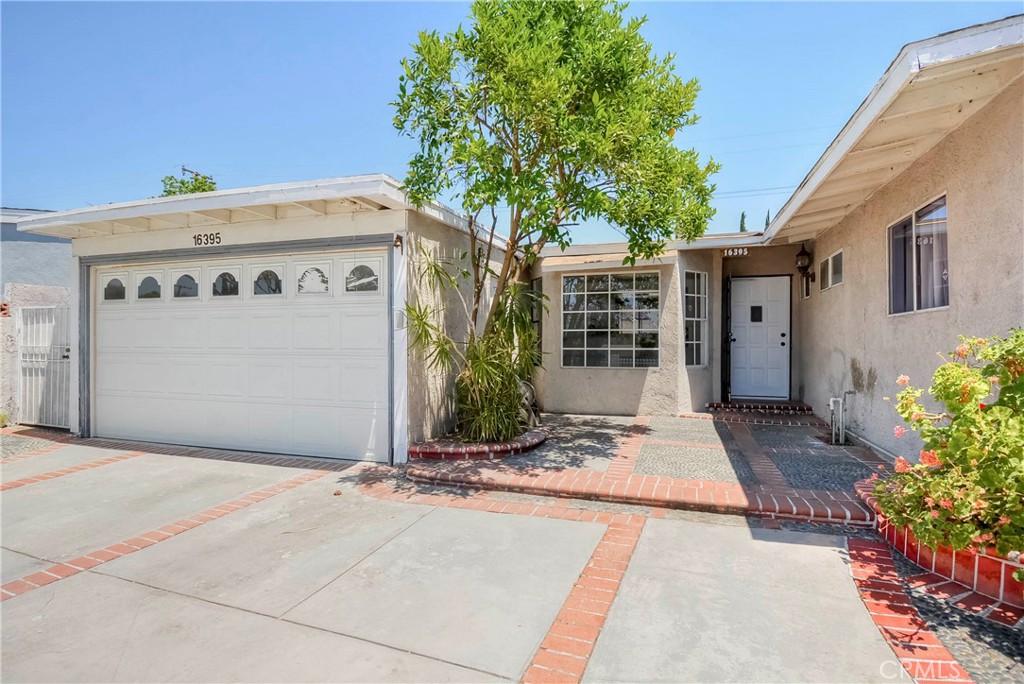 16395 Bamboo Street