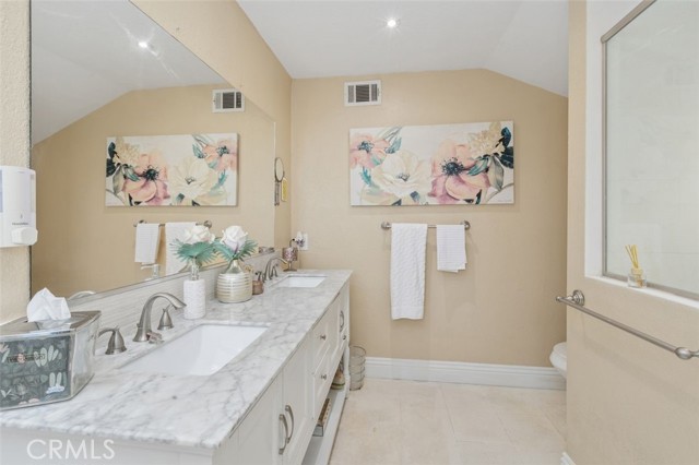 Detail Gallery Image 21 of 38 For 30249 Point Marina Dr, Canyon Lake,  CA 92587 - 3 Beds | 2/1 Baths