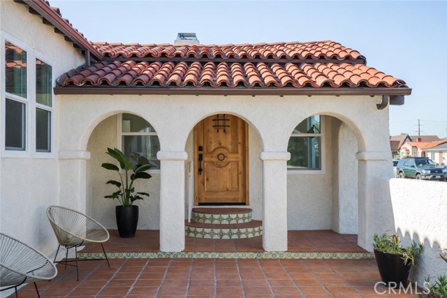 Detail Gallery Image 7 of 54 For 2014 W 84th St, Los Angeles,  CA 90047 - 3 Beds | 2 Baths