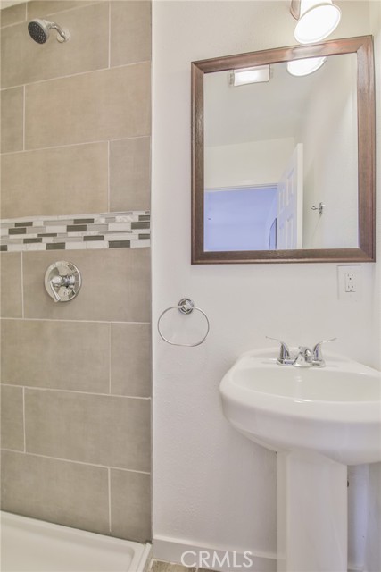 Detail Gallery Image 24 of 46 For 1327 Exposition Bld, Los Angeles,  CA 90018 - 2 Beds | 2 Baths