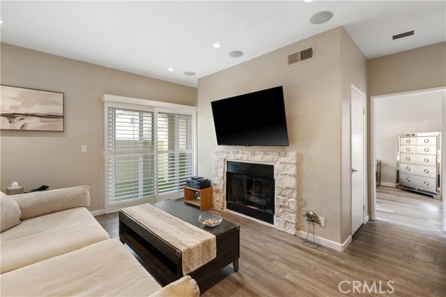Detail Gallery Image 12 of 34 For 5500 Torrance Bld #A111,  Torrance,  CA 90503 - 3 Beds | 2 Baths