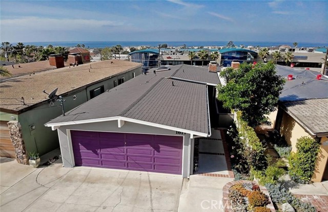 1617 Raymond Avenue, Hermosa Beach, California 90254, 3 Bedrooms Bedrooms, ,2 BathroomsBathrooms,Residential,For Sale,Raymond,SB24215419