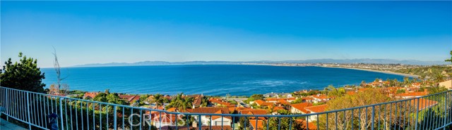 Detail Gallery Image 2 of 48 For 605 Palos Verdes Dr, Palos Verdes Estates,  CA 90274 - 4 Beds | 2/1 Baths