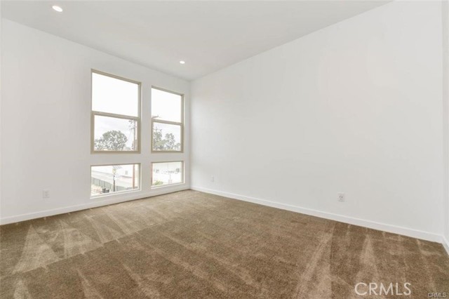 Detail Gallery Image 8 of 20 For 331 Placemark, Irvine,  CA 92614 - 2 Beds | 2/1 Baths