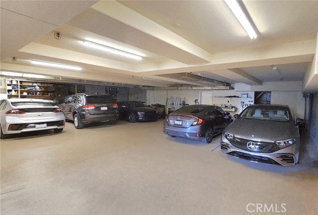 20391 Cypress Street, Newport Beach CA: https://media.crmls.org/medias/d472597a-8f1c-4e78-bed2-62dae07bcfb5.jpg