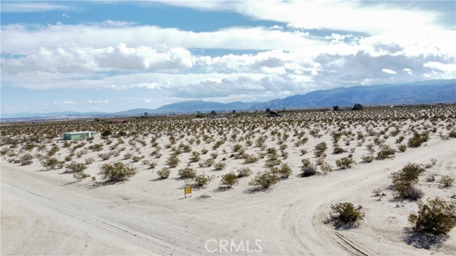 Detail Gallery Image 3 of 3 For 69933 Valle Vista, Twentynine Palms,  CA 92277 - – Beds | – Baths