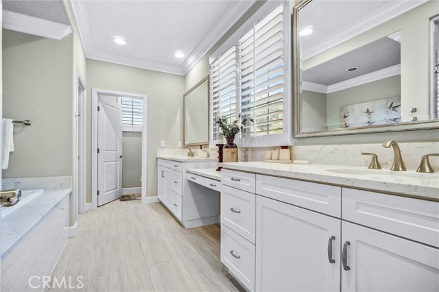 Detail Gallery Image 36 of 67 For 135 Bridle Path, Irvine,  CA 92602 - 4 Beds | 4/1 Baths
