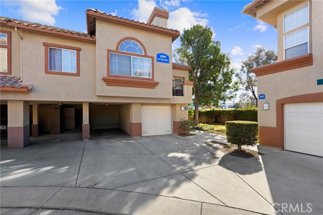Detail Gallery Image 2 of 25 For 2900 via Milano #101,  Corona,  CA 92879 - 2 Beds | 2 Baths