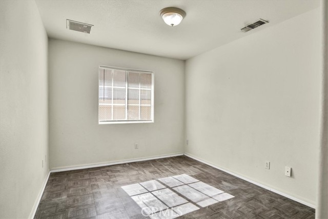 Detail Gallery Image 14 of 37 For 5564 Mariposa, Twentynine Palms,  CA 92277 - 3 Beds | 2 Baths