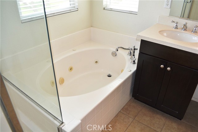 11159 FLORENCE Lane, Loma Linda CA: https://media.crmls.org/medias/d4743f00-bdfa-4aec-b01f-f152a9b9934b.jpg