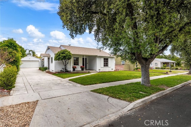 1326 Clock Avenue, Redlands CA: https://media.crmls.org/medias/d4755368-7df3-4433-8ce3-10a05c0bae78.jpg