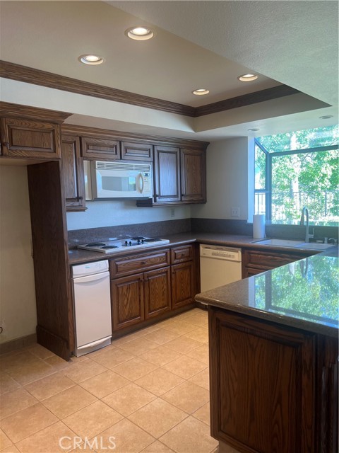 314 Smokeridge Ter, Anaheim Hills CA: https://media.crmls.org/medias/d475b8c3-5e05-47af-83e0-333036abf62f.jpg