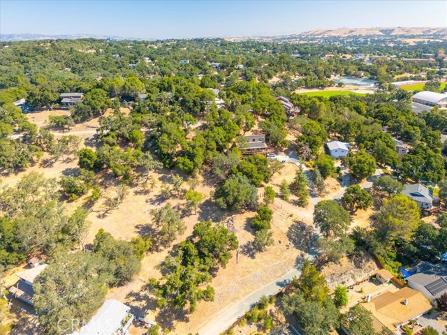 8315 Linda Vista Avenue, Atascadero CA: https://media.crmls.org/medias/d475bc51-8409-45af-b59c-ee2fafd3c08e.jpg