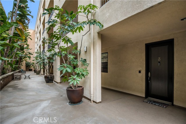 Detail Gallery Image 30 of 41 For 395 E 4th St #3,  Long Beach,  CA 90802 - 2 Beds | 2 Baths