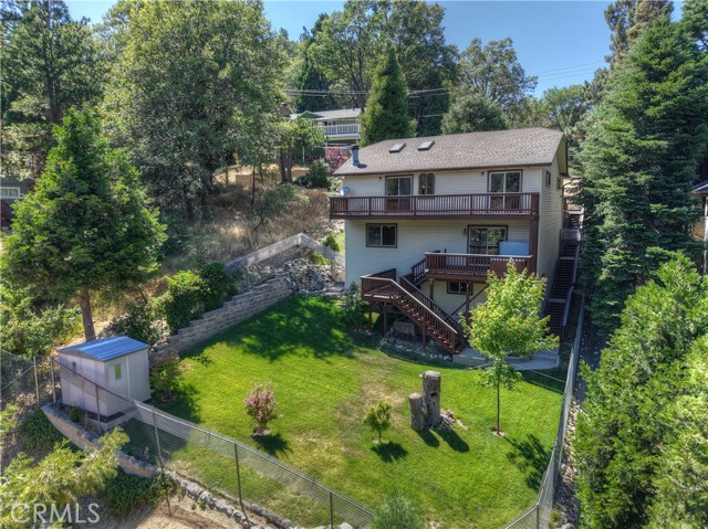 489 Dorn Drive, Crestline CA: https://media.crmls.org/medias/d476547f-03b9-45bc-b24b-0fe221aa7e9d.jpg