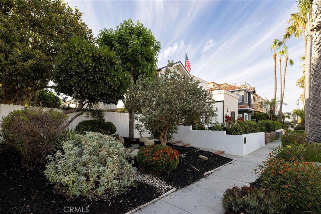 MLS #OC26141758 image #2