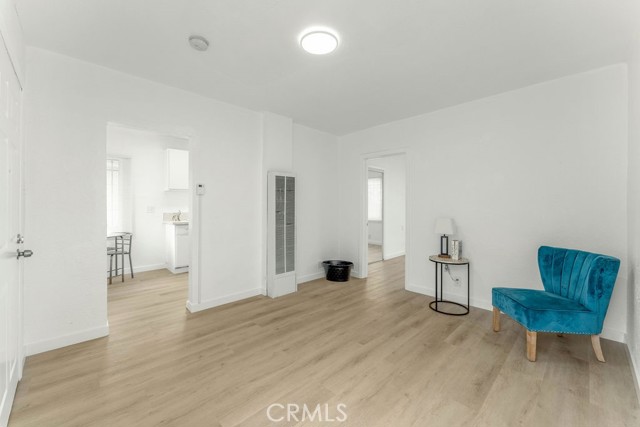 Detail Gallery Image 11 of 19 For 9309 S Broadway, Los Angeles,  CA 90003 - – Beds | – Baths