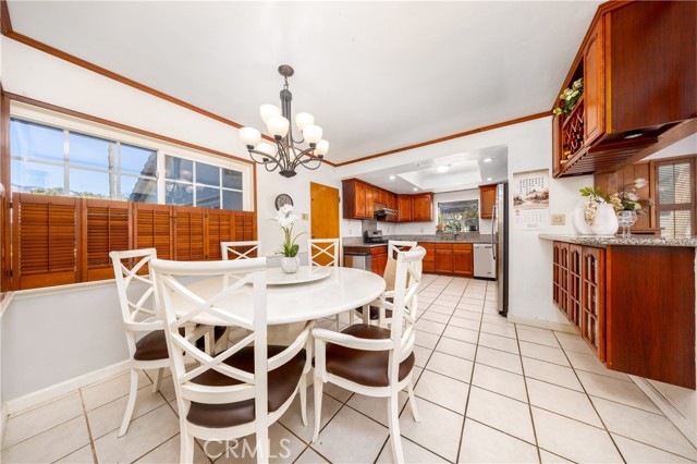 Detail Gallery Image 5 of 26 For 648 Sharon Rd, Arcadia,  CA 91007 - 5 Beds | 3 Baths