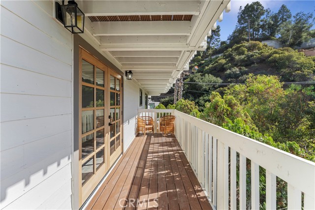 Detail Gallery Image 33 of 38 For 2776 Laurel Canyon Pl, Los Angeles,  CA 90046 - 4 Beds | 5/1 Baths