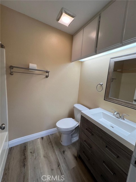 3715 Country Oaks, Ontario CA: https://media.crmls.org/medias/d47937fb-bb7c-41e6-bb97-92d792e3588e.jpg