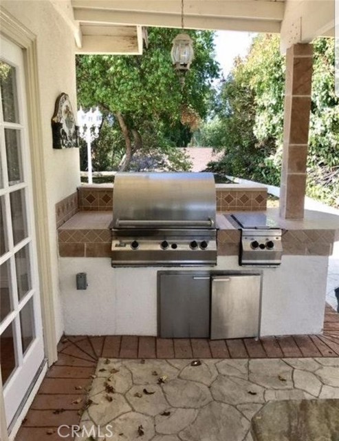 Detail Gallery Image 18 of 23 For 4527 Stark, Woodland Hills,  CA 91364 - 3 Beds | 3 Baths