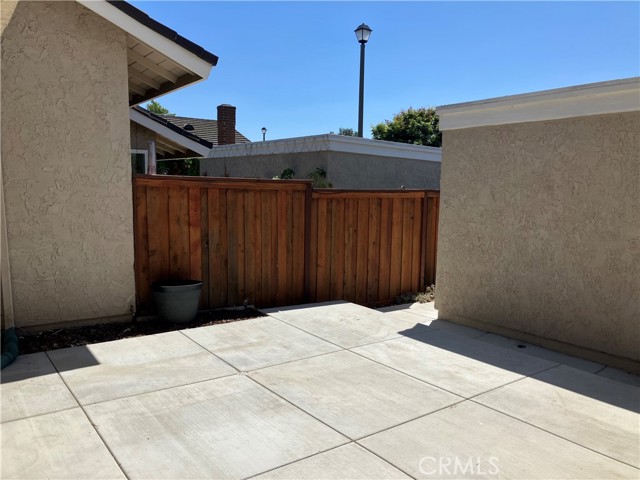 5135 Hampton Court, Westminster CA: https://media.crmls.org/medias/d47ab20e-4a71-4c37-97c7-75276f430913.jpg