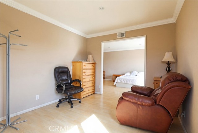 Detail Gallery Image 13 of 19 For 2525 S Manitoba, Santa Ana,  CA 92704 - 4 Beds | 2/1 Baths